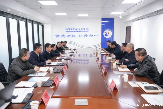 市委常委、市委秘书长刘金飞到我院调研